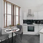 Charming Studio Next To Leicester Sq