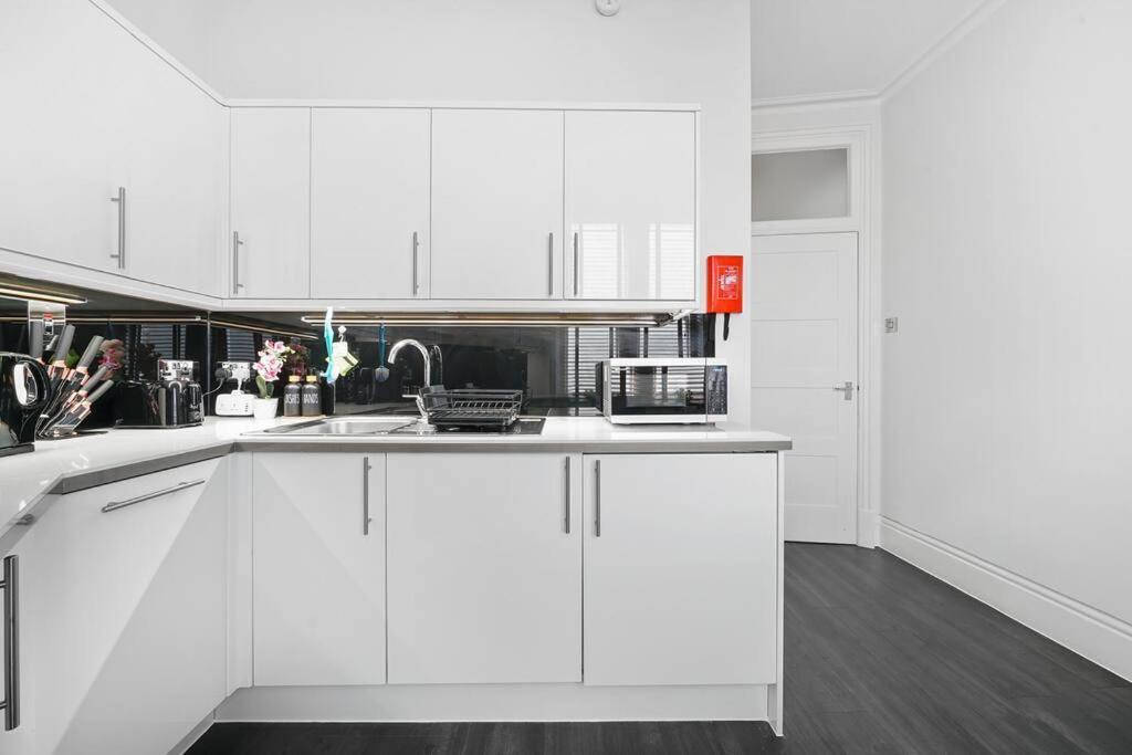 Charming Next To Leicester Sq Apartment *